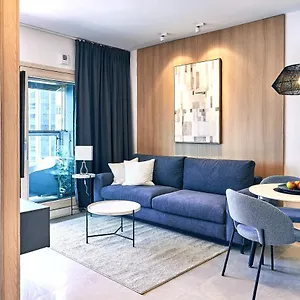 Apartment Mennica I, Warsaw